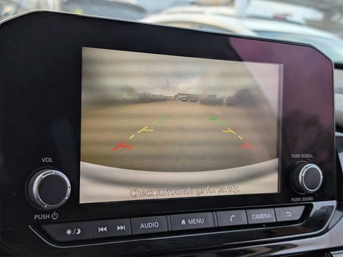 Certified 2024 Nissan Pathfinder SV image 14