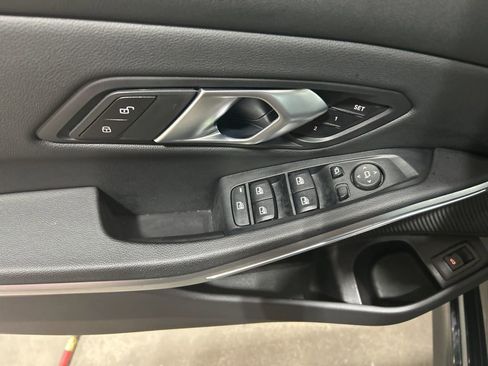 Used 2025 BMW 330i xDrive Sedan image 12