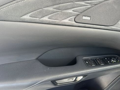 Certified 2025 Lexus RX 450h AWD w/ Luxury Package image 12