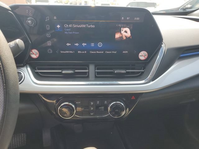 Used 2025 Chevrolet Trax LT FWD image 20