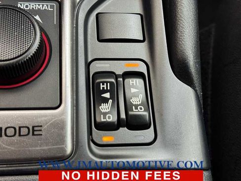 Used 2023 Subaru Forester Premium image 45