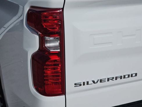 New 2026 Chevrolet Silverado 1500 W/T w/ WT Value Package image 39