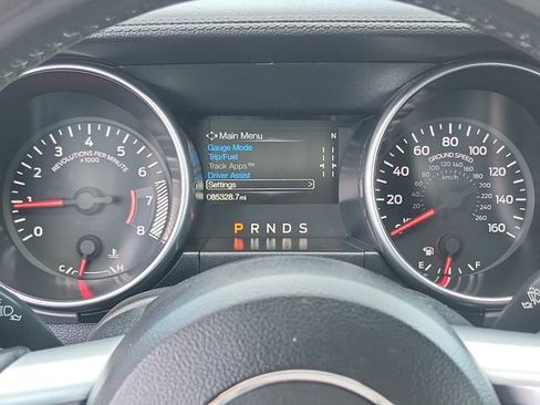 Used 2021 Ford Mustang Premium image 10