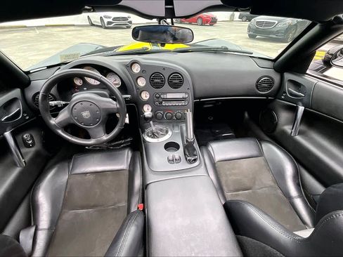 Used 2003 Dodge Viper SRT-10 RWD image 13