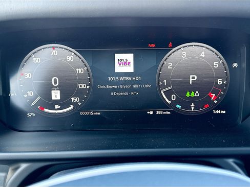 New 2026 Land Rover Defender 110 X-Dynamic SE image 39