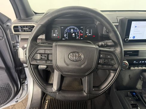 Used 2026 Toyota Tacoma SR5 AWD/4WD image 21