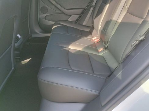 Used 2023 Tesla Model 3 Performance image 16