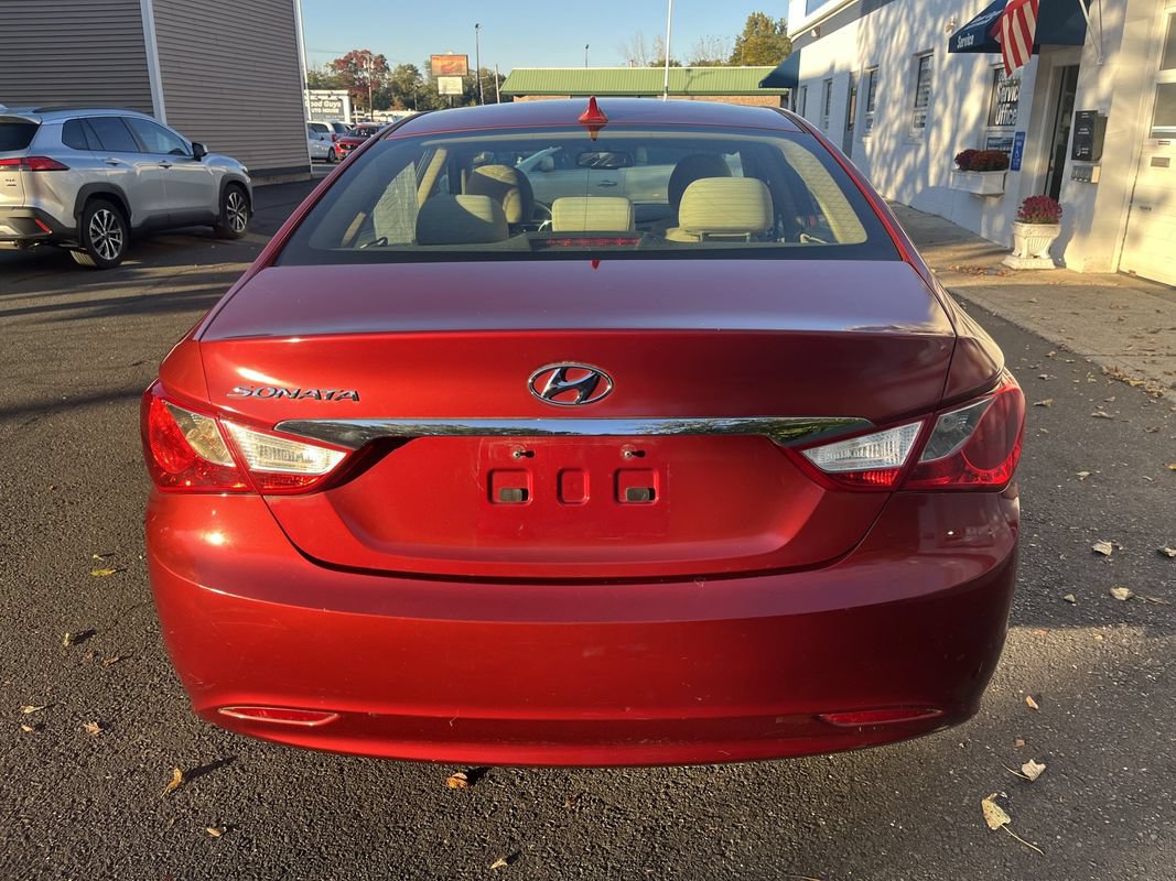 Used 2012 Hyundai Sonata GLS w/ Popular Equipment Pkg FWD image 15