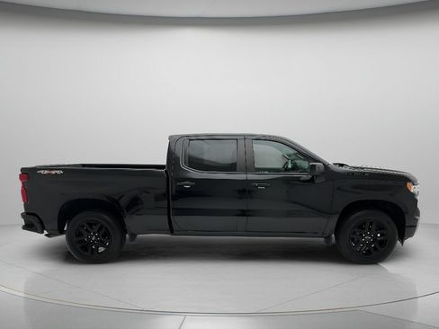 Used 2024 Chevrolet Silverado 1500 RST w/ Protection Package AWD/4WD image 2
