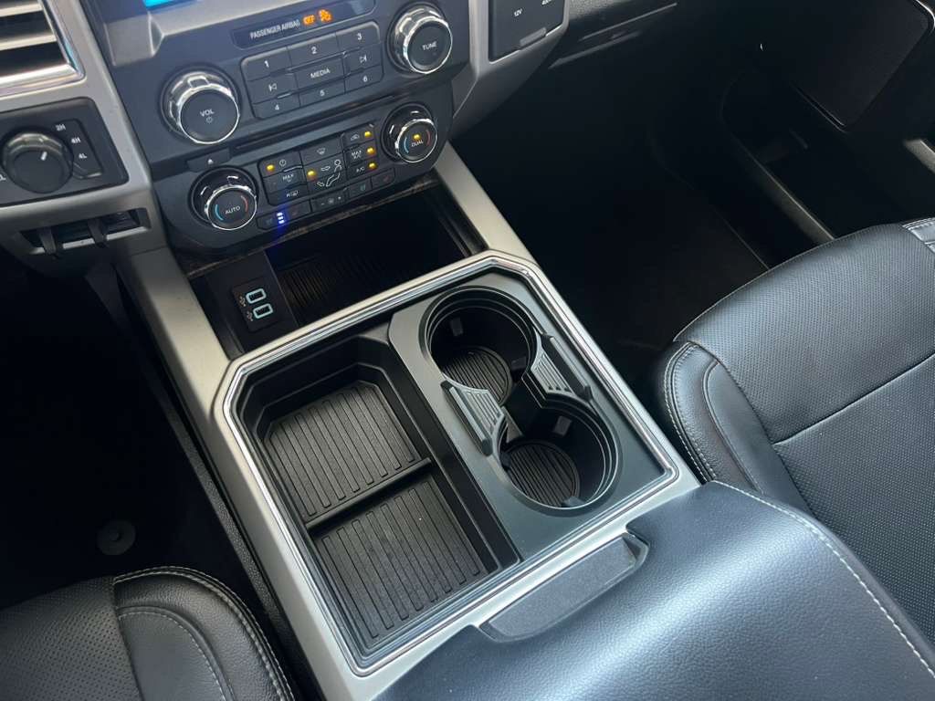 Used 2017 Ford F250 Lariat w/ Lariat Value Package AWD/4WD image 25