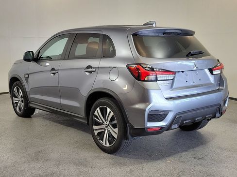 Used 2025 Mitsubishi Outlander Sport LE AWD/4WD image 5