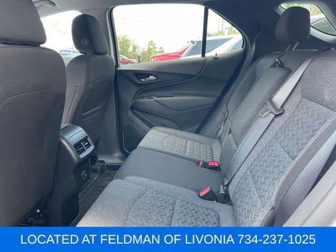 Used 2023 Chevrolet Equinox LT FWD image 9