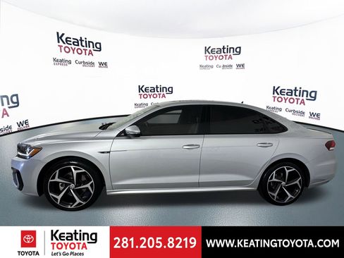 Used 2021 Volkswagen Passat 2.0T R-Line image 8