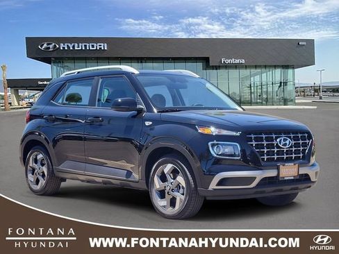 New 2026 Hyundai Venue SEL FWD image 1