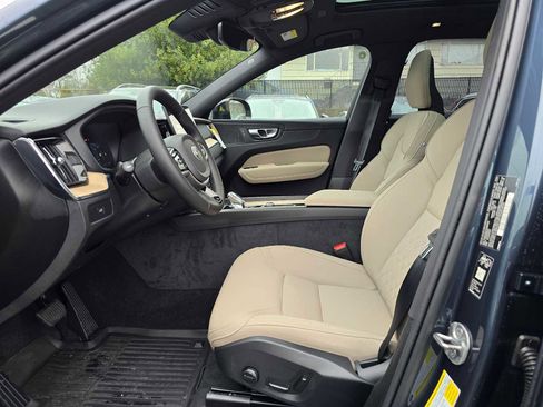 New 2026 Volvo XC60 B5 Plus w/ Protection Package Premier image 20