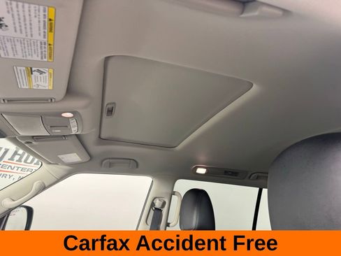 Used 2024 Nissan Armada Platinum w/ Captain's Chairs Package image 3