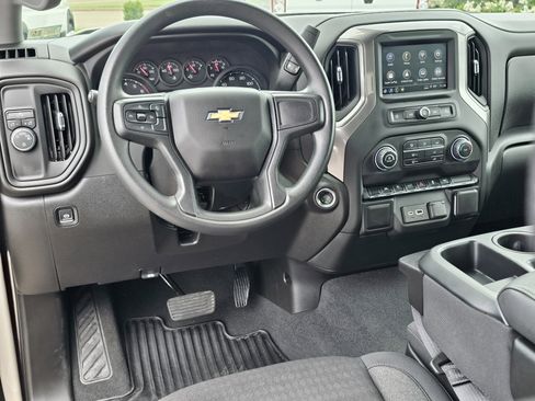 Used 2026 Chevrolet Silverado 1500 Custom RWD image 33