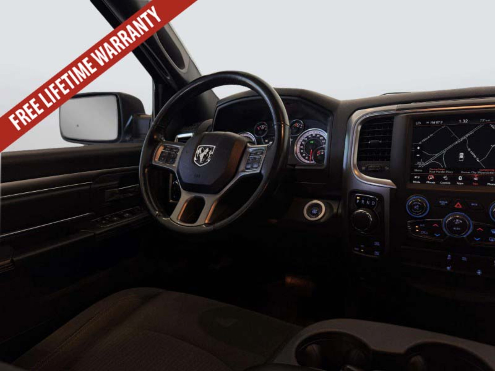 Used 2021 RAM 1500 Warlock AWD/4WD image 25