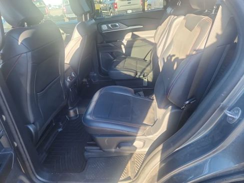 Used 2025 Ford Explorer ST image 53