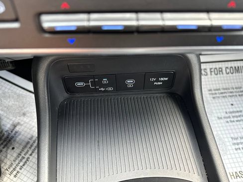 Used 2025 Hyundai Kona SEL AWD/4WD image 51