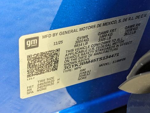 New 2026 Cadillac Optiq Luxury 1 image 20