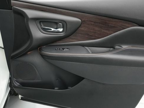 Used 2024 Nissan Murano Platinum w/ Cargo Package image 26