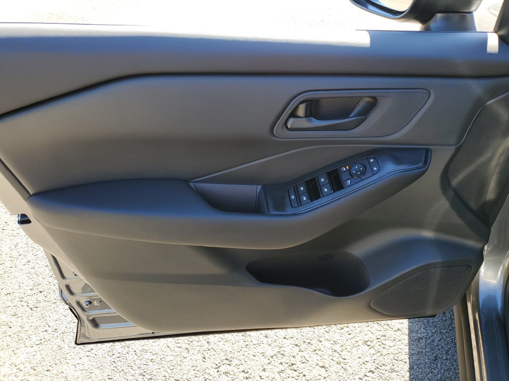 New 2027 Nissan Rogue S FWD image 15