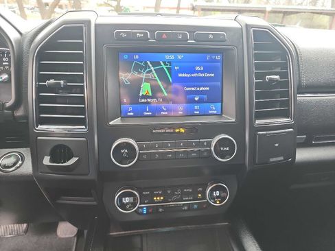 Used 2020 Ford Expedition Limited AWD/4WD image 24