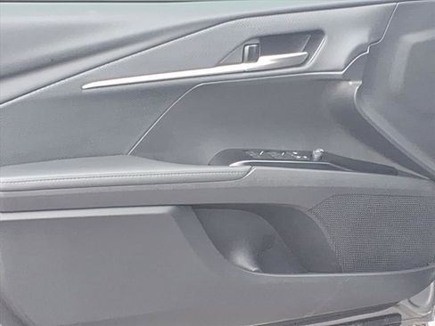 Used 2025 Toyota Camry XSE image 13