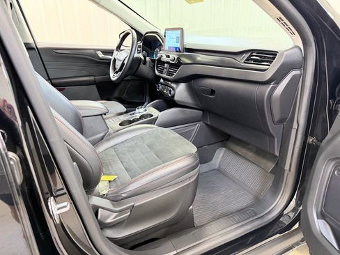 Used 2022 Ford Escape SEL w/ SEL Stealth AWD Package image 37