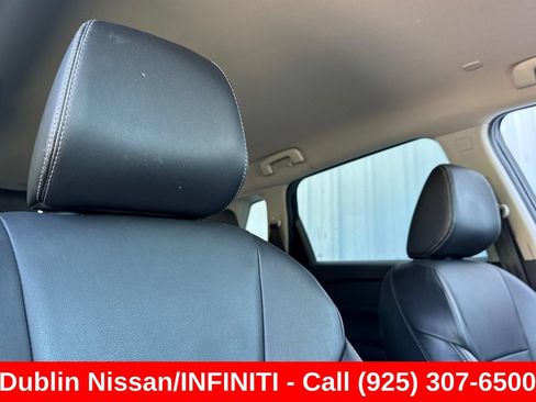 Used 2024 Nissan Rogue SL AWD/4WD image 21
