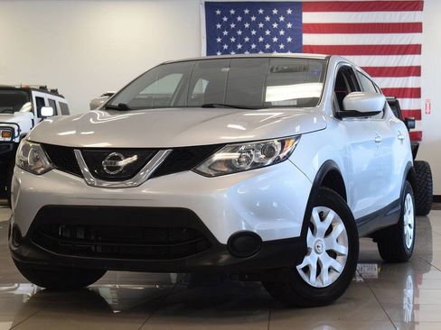 Used 2019 Nissan Rogue Sport S FWD image 16
