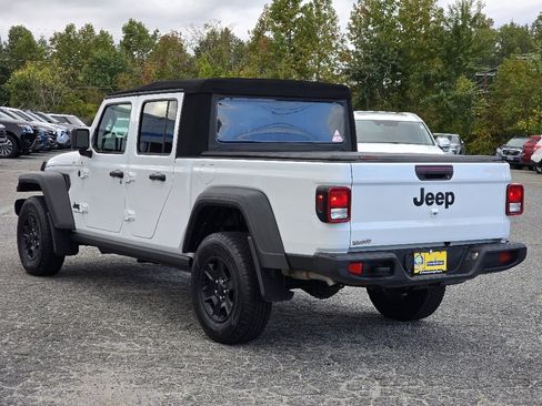 Used 2024 Jeep Gladiator Sport image 24