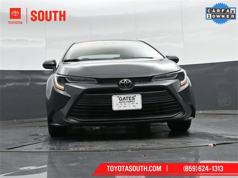 Used 2023 Toyota Corolla LE image 37