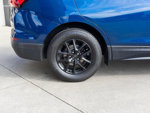 Used 2022 Chevrolet Equinox LS w/ LS Convenience Package image 30