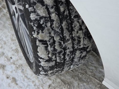 Used 2023 Mercedes-Benz CLA 250 4MATIC image 12