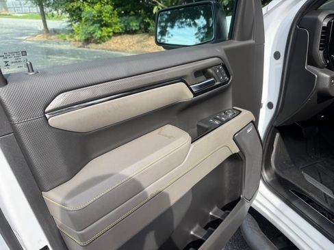 Certified 2024 Chevrolet Silverado 1500 ZR2 w/ Technology Package AWD/4WD image 15