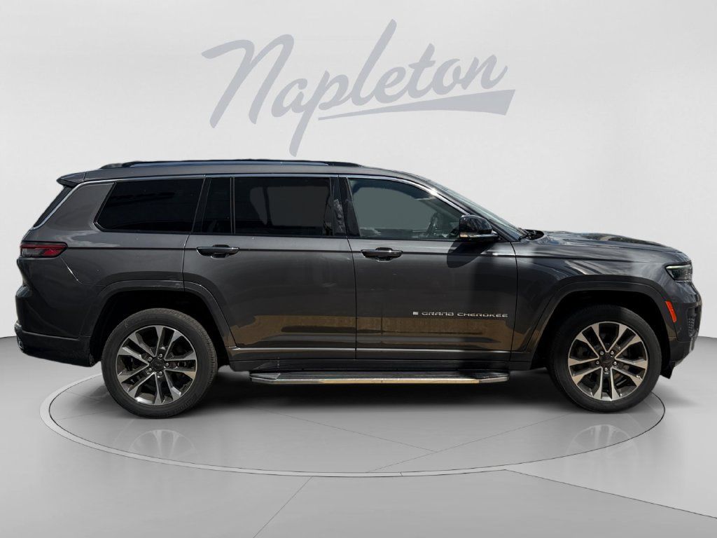 Used 2022 Jeep Grand Cherokee L Overland w/ Advanced Protech Group III RWD image 7