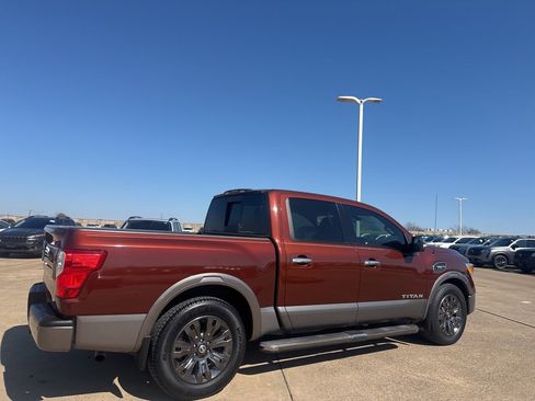 Used 2017 Nissan Titan Platinum Reserve image 18
