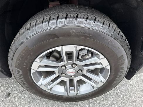 Used 2025 GMC Terrain Elevation AWD/4WD image 12