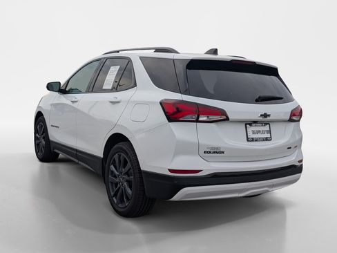 Used 2024 Chevrolet Equinox RS w/ RS Leather Package AWD/4WD image 4