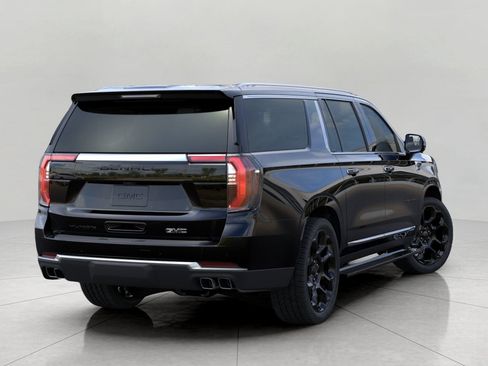 New 2026 GMC Yukon XL Denali w/ Denali Reserve Package AWD/4WD image 4