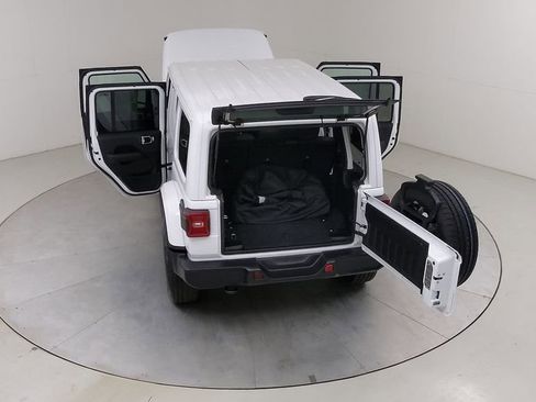 Used 2025 Jeep Wrangler Unlimited Sahara AWD/4WD image 50