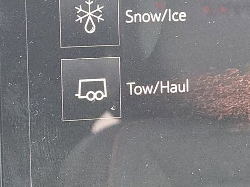 New 2026 GMC Terrain AT4 w/ Convenience Package III image 13