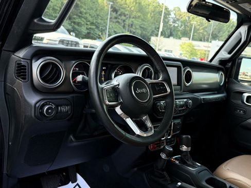Used 2020 Jeep Wrangler Unlimited Rubicon w/ Safety Group AWD/4WD image 15
