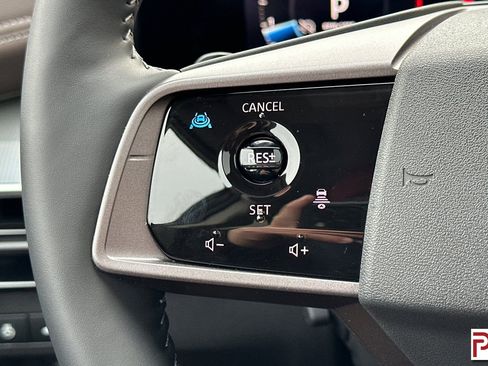 Used 2025 Nissan Murano Platinum image 29