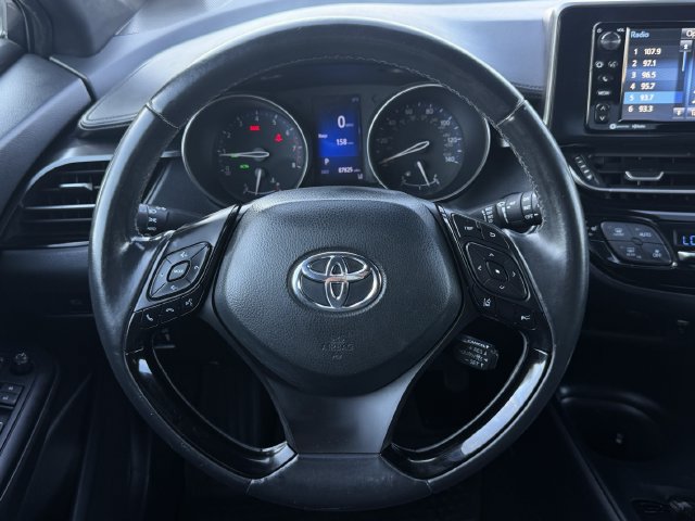 Used 2018 Toyota C-HR XLE FWD image 14