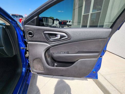 Used 2016 Chrysler 200 Limited FWD image 17