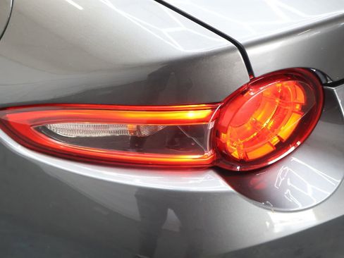 Used 2017 MAZDA MX-5 Miata RF Grand Touring image 25