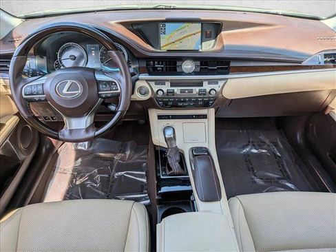 Used 2018 Lexus ES 350 w/ Navigation System Package FWD image 15